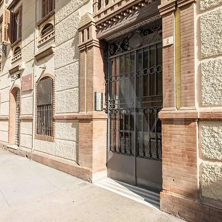 Modern Next To The Cervantes Theatre By Rems Málaga