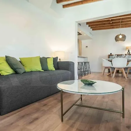 Modern Next To The Cervantes Theatre By Rems Appartement