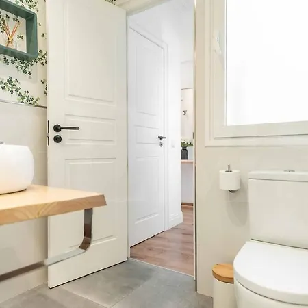 Apartment Modern Next To The Cervantes Theatre By Rems Malaga